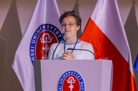 4dzi5n2s.jpg